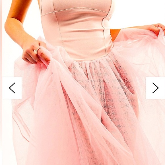 Free People Let's Talk Tutu Slip dress in Fallen Rose Size S - NWT - Picture 2 of 10